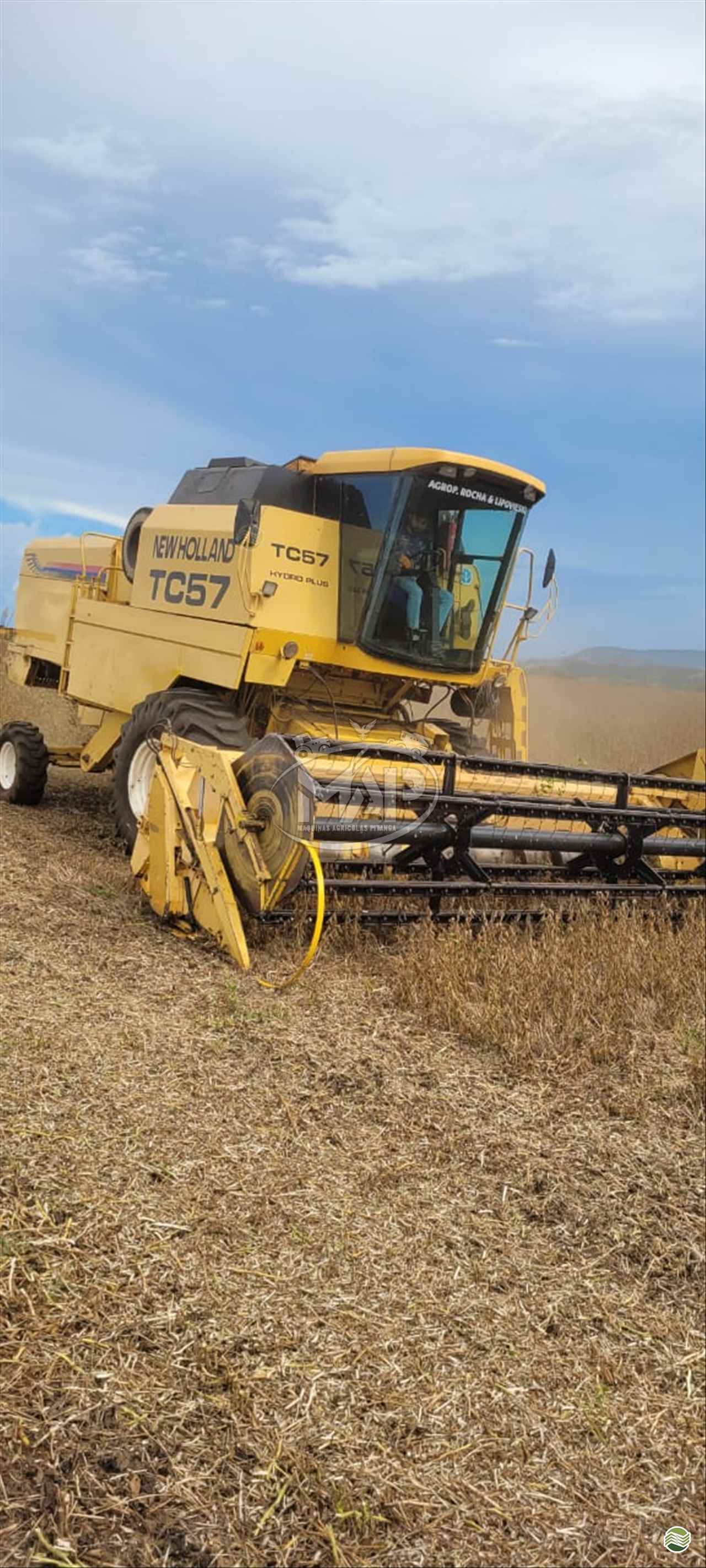 COLHEITADEIRA NEW HOLLAND TC 57 Máquinas Agrícolas Pitanga PITANGA PARANÁ PR